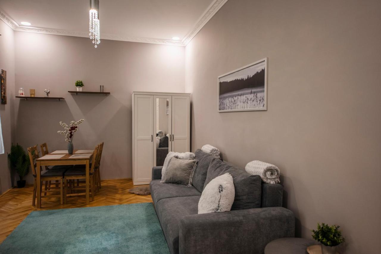 Jacks'S Home Apartman - Free Parking Pécs Exterior foto