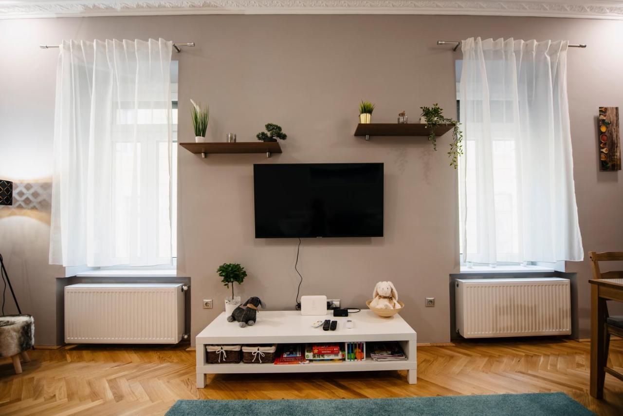 Jacks'S Home Apartman - Free Parking Pécs Exterior foto