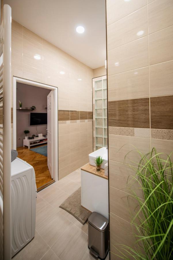 Jacks'S Home Apartman - Free Parking Pécs Exterior foto